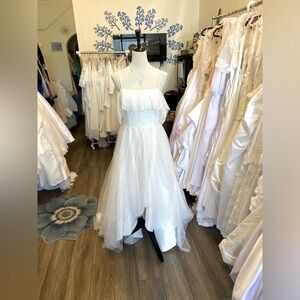 NWT EverPretty Wedding Dress